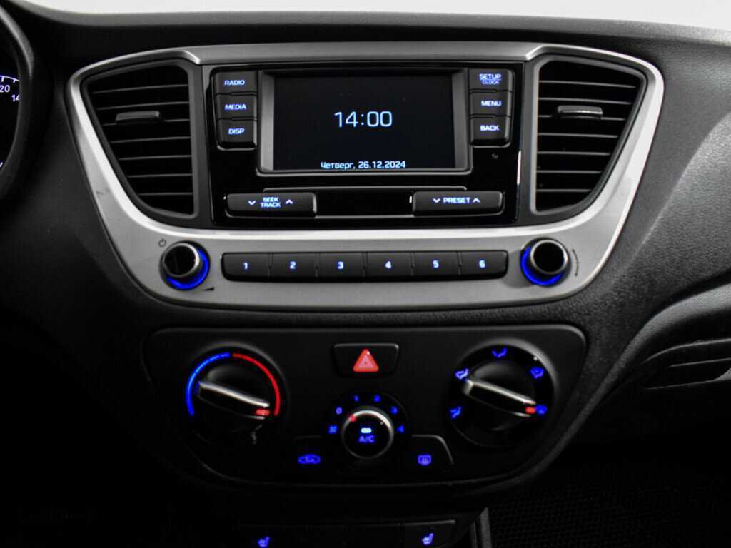 Hyundai Solaris, 2017 Фото №14