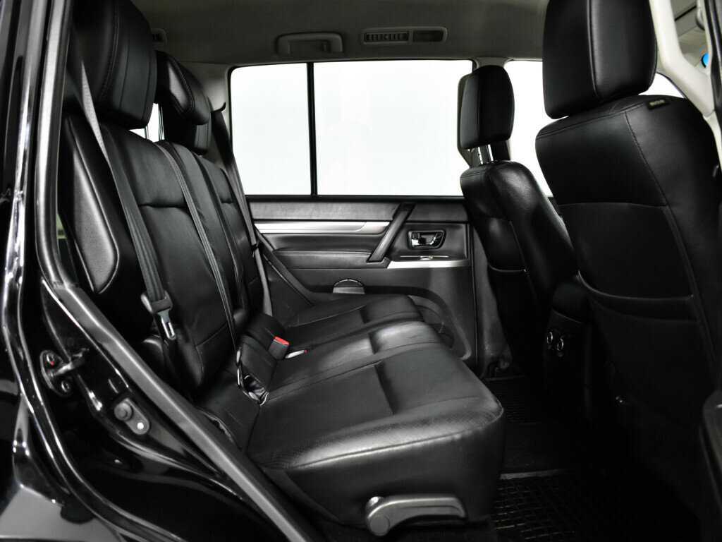 Mitsubishi Pajero, 2014 Фото №10