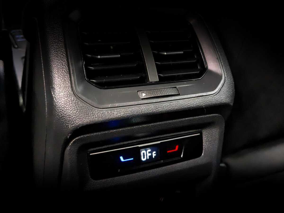 Volkswagen Tiguan, 2021 Фото №23