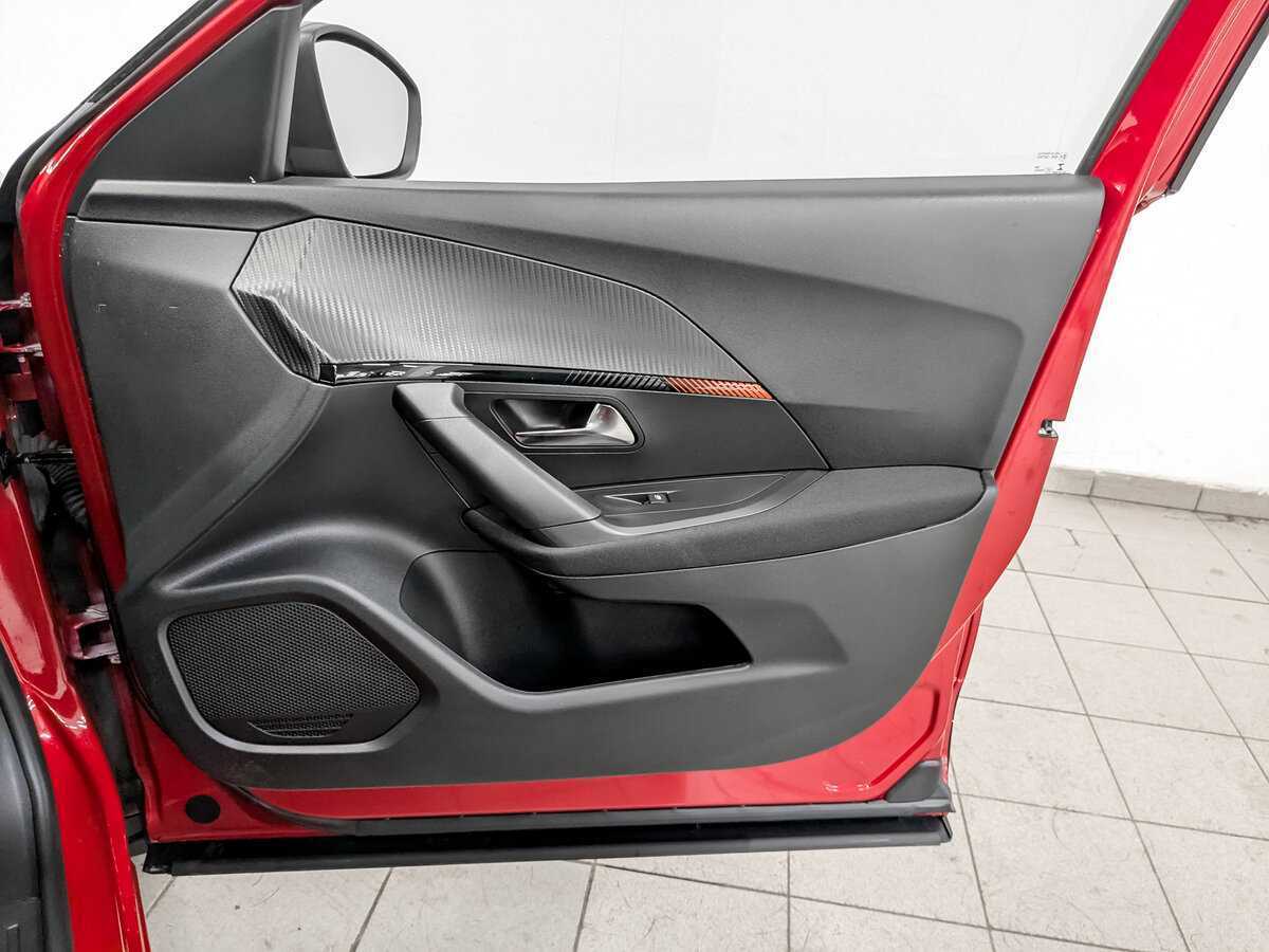Peugeot 2008 6AT, 2022 Фото №21