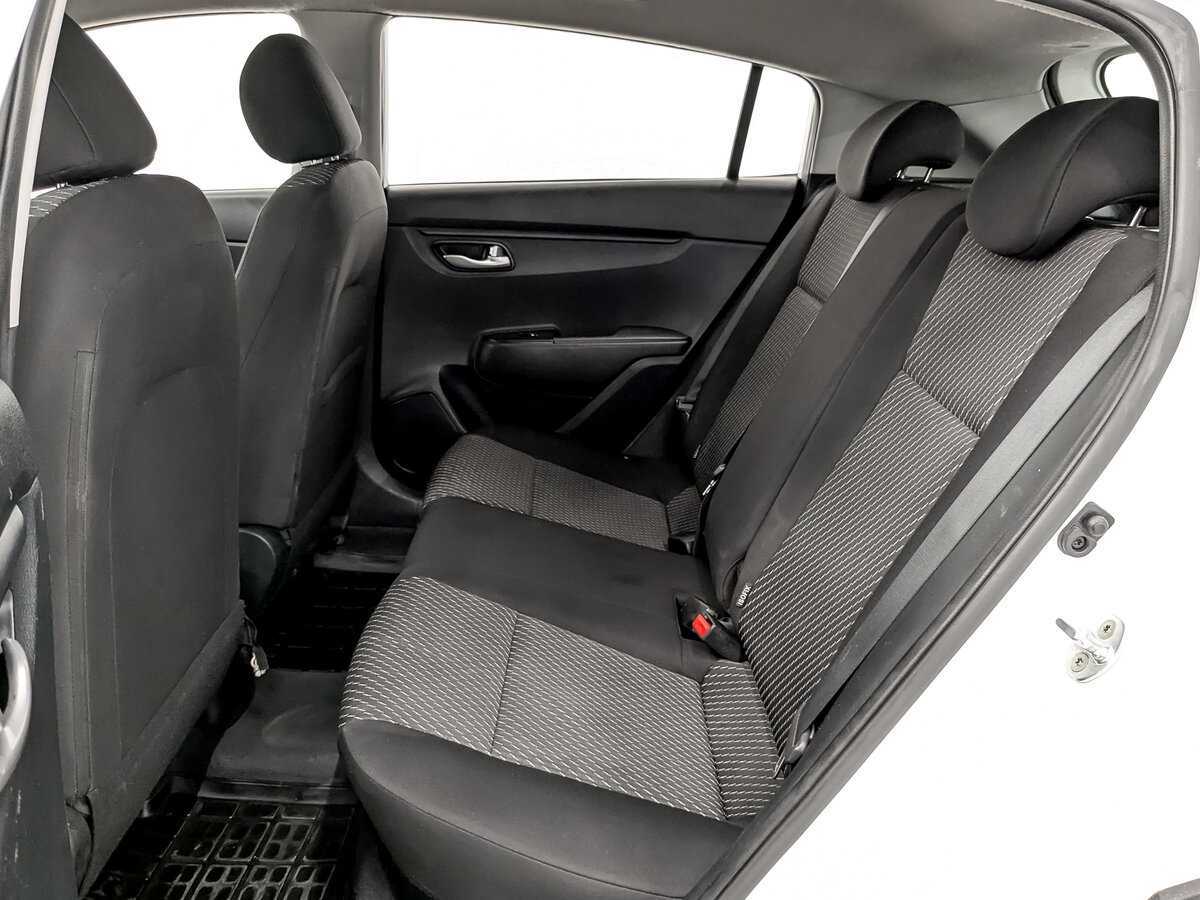 Kia Rio X-Line, 2020 Фото №12