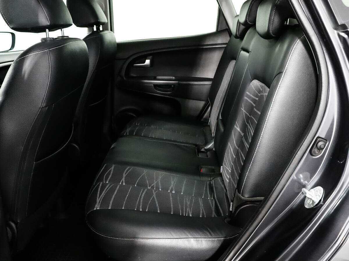 Kia Venga, 2012 Фото №9