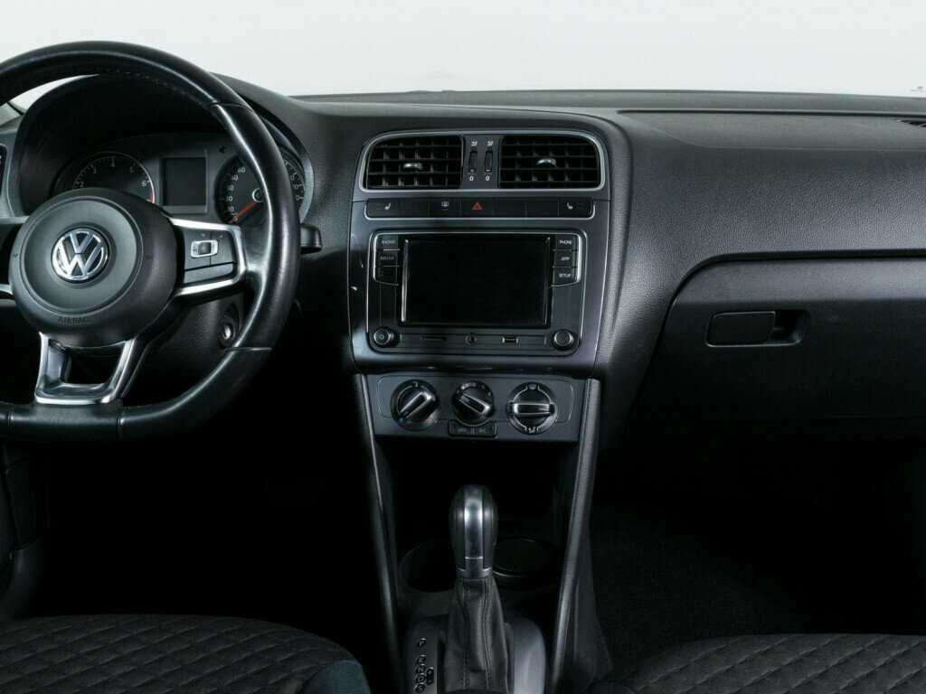 Volkswagen Polo, 2019 Фото №9