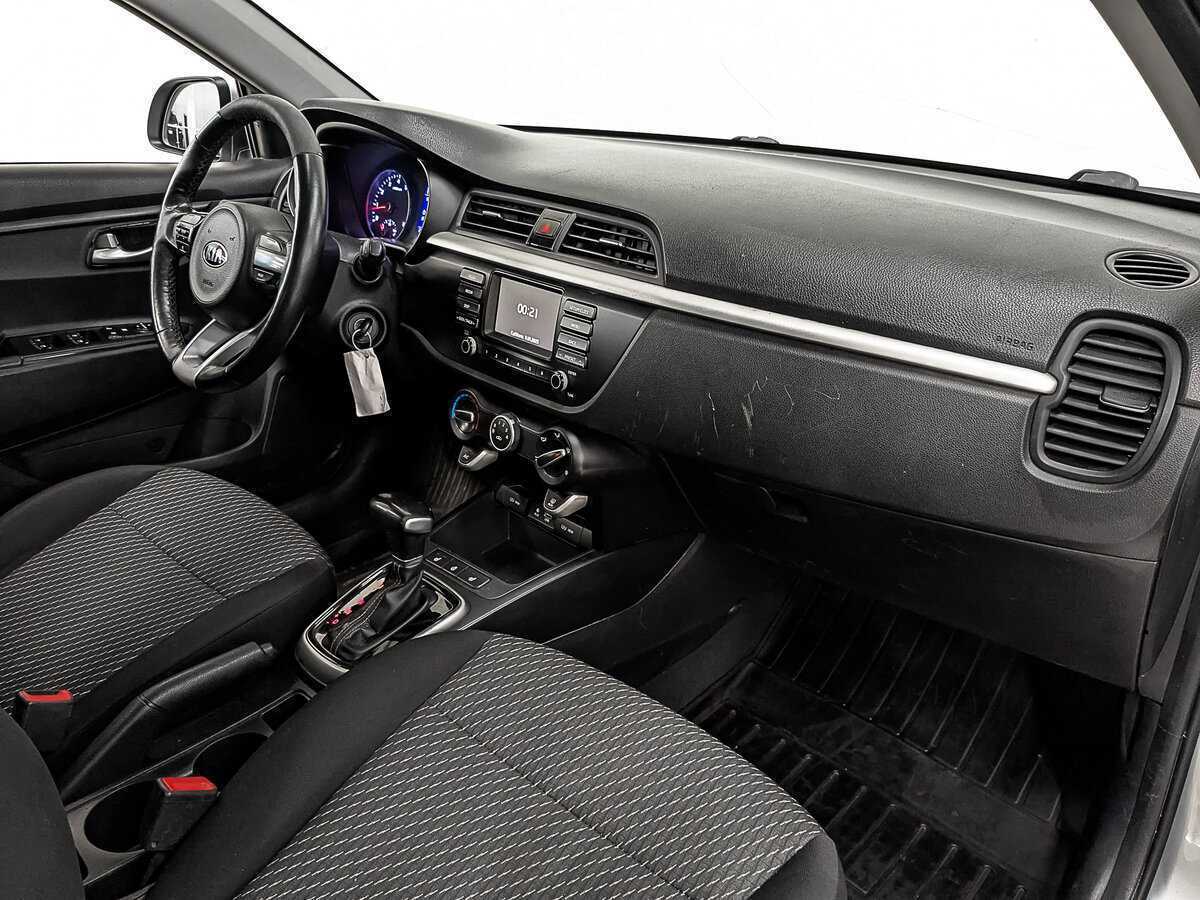 Kia Rio X-Line, 2020 Фото №13