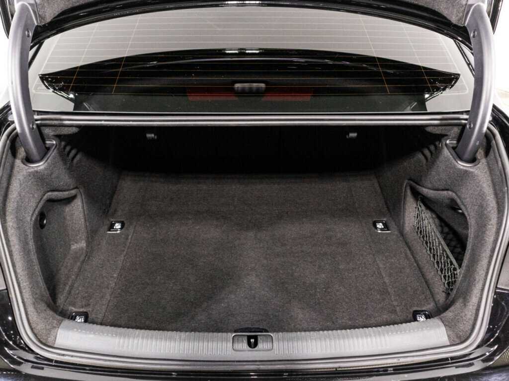 Audi A4, 2019 Фото №15