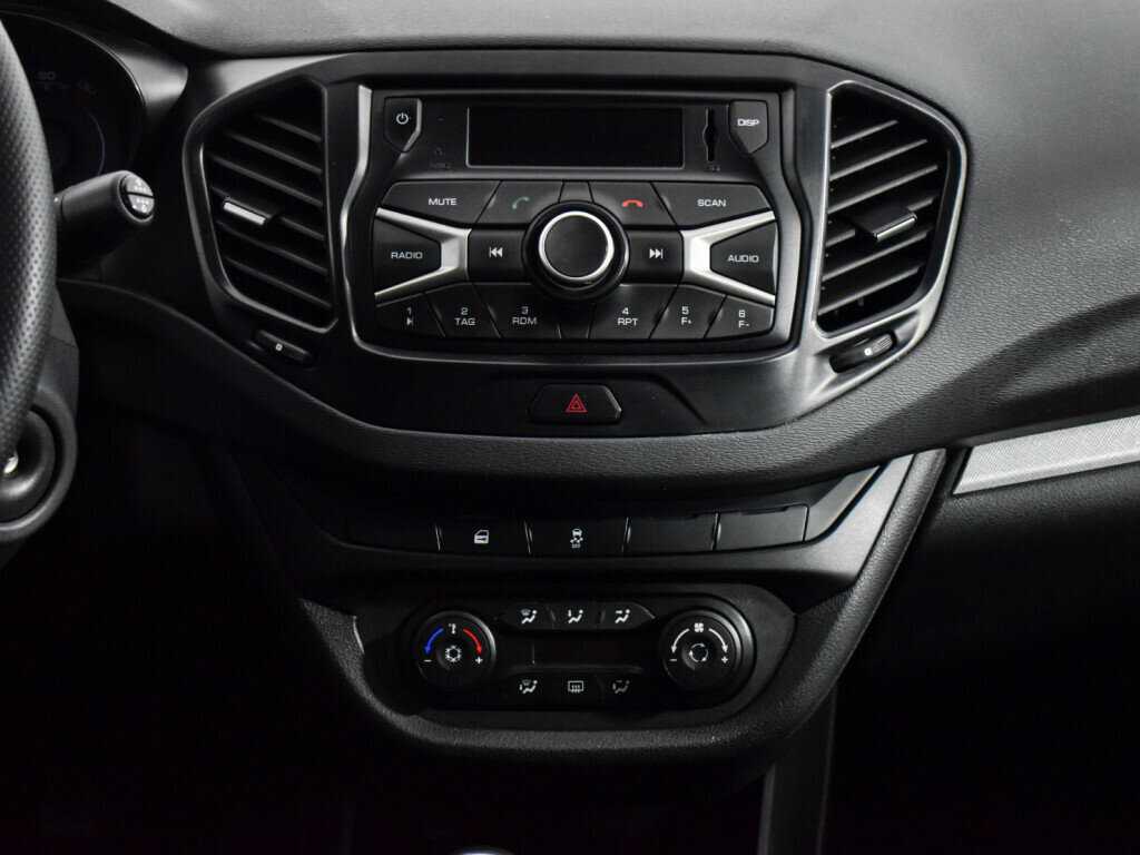 Lada (ВАЗ) Vesta, 2017 Фото №15