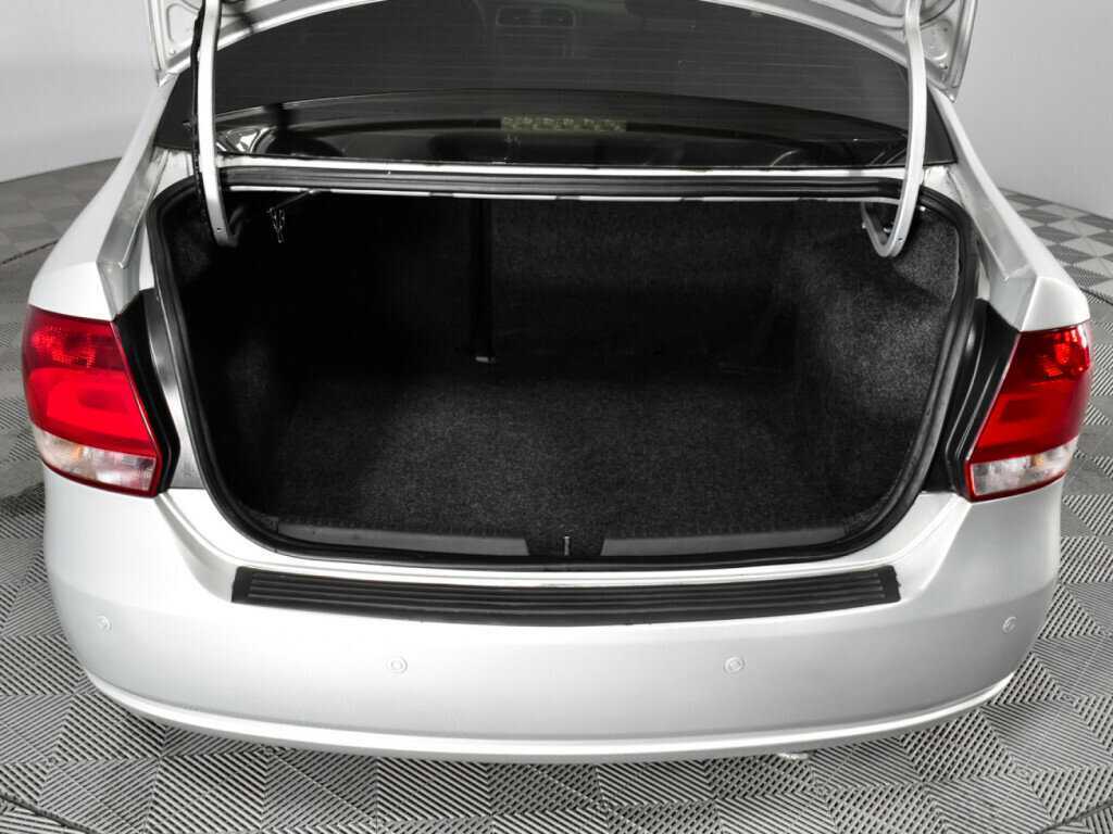 Volkswagen Polo, 2015 Фото №15