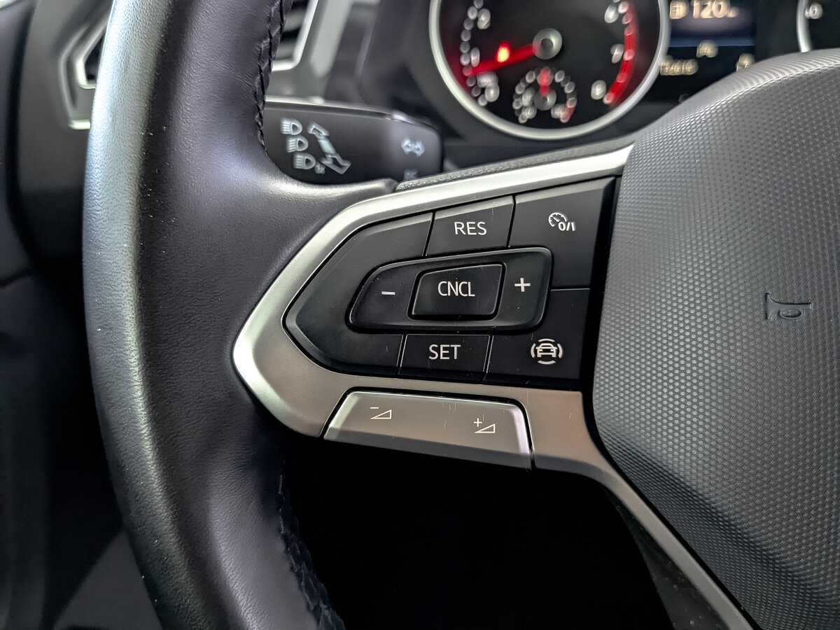 Volkswagen Tiguan, 2021 Фото №27