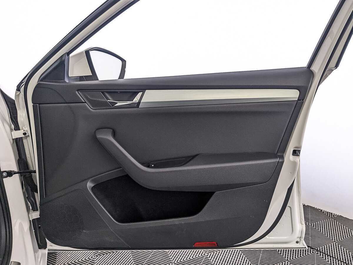 Skoda Superb, 2017 Фото №25