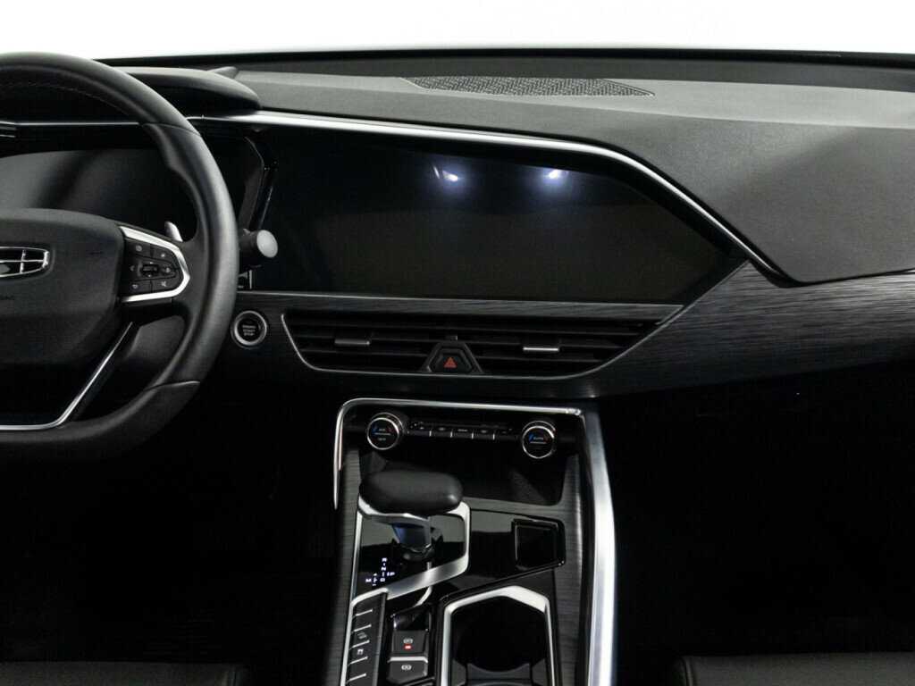 Geely Tugella, 2023 Фото №14