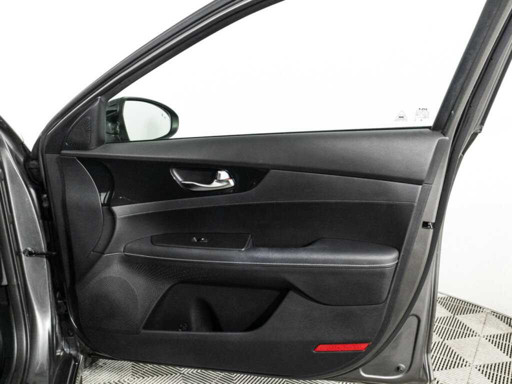 Kia Cerato, 2022 Фото №26