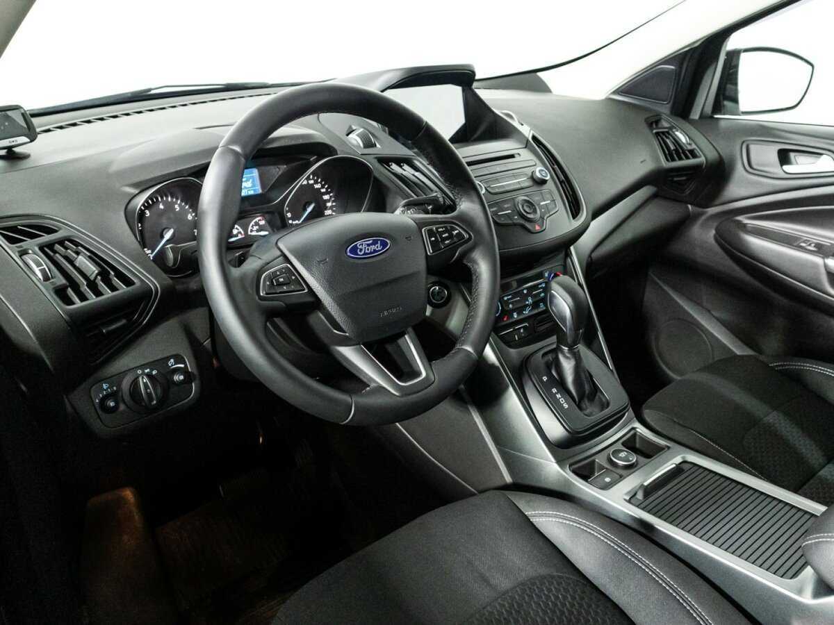 Ford Kuga, 2018 Фото №11