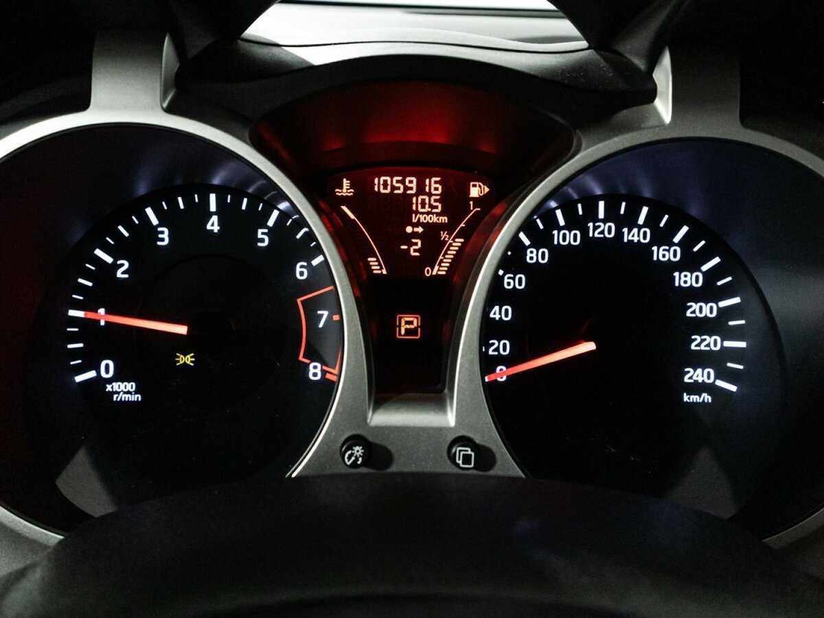 Nissan Juke, 2012 Фото №12