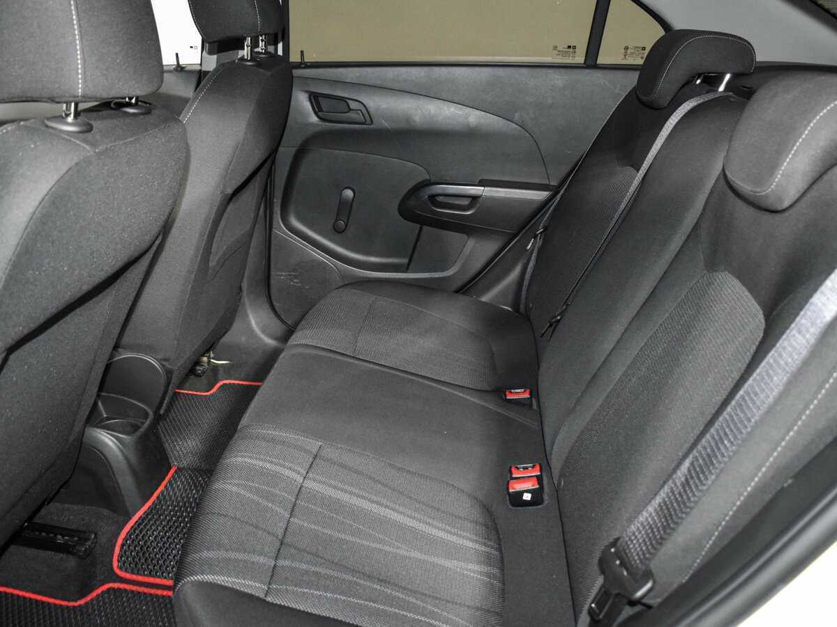 Chevrolet Aveo, 2014 Фото №9