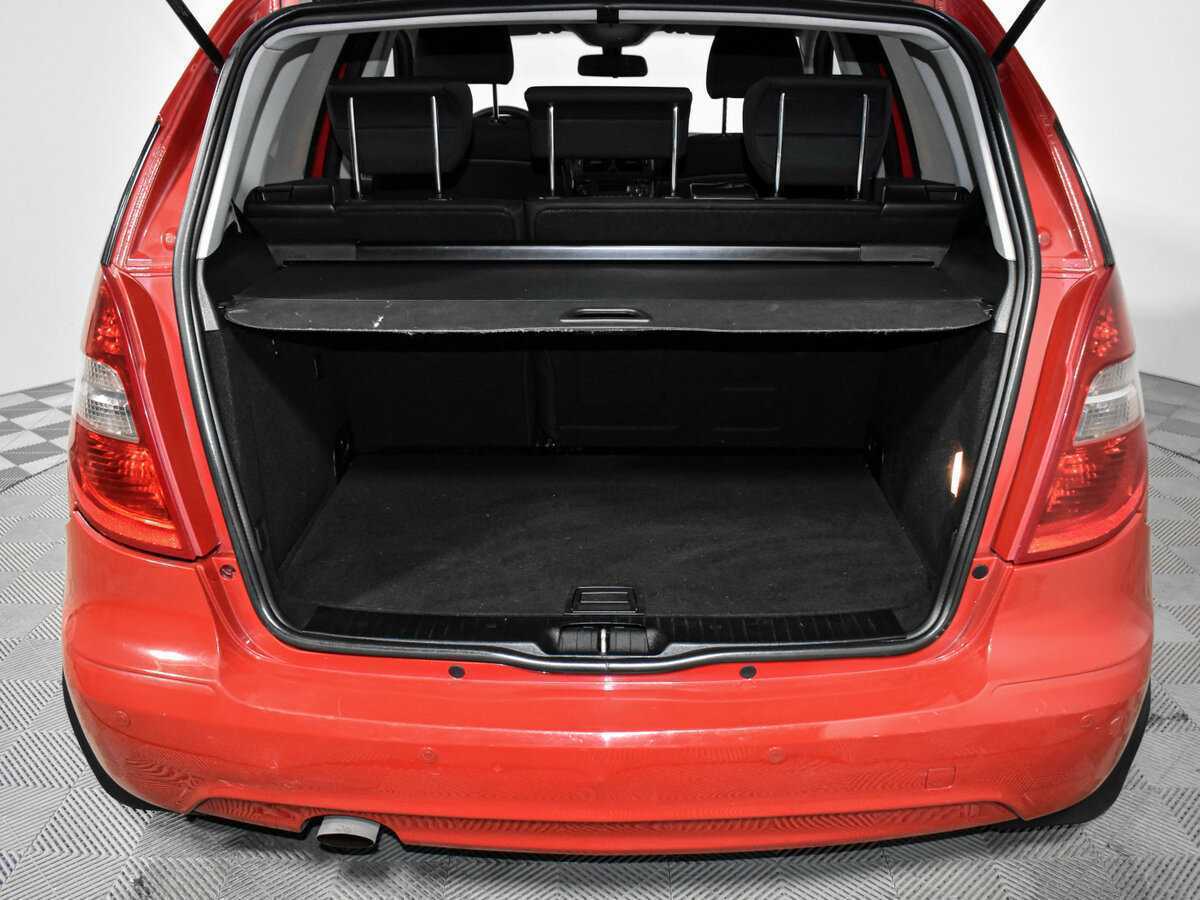 Mercedes-Benz A-Класс 180, 2012 Фото №18