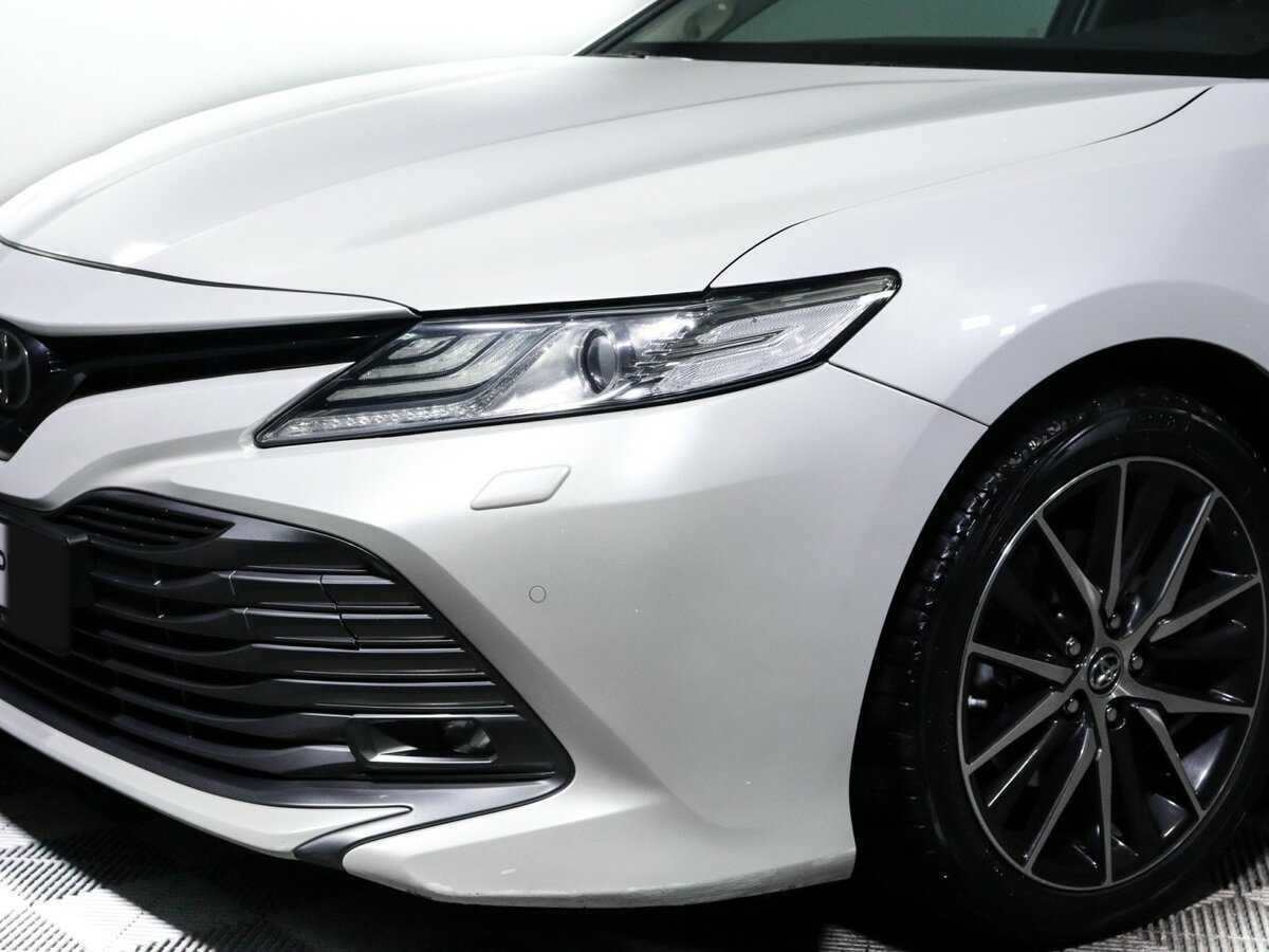 Toyota Camry, 2019 Фото №14