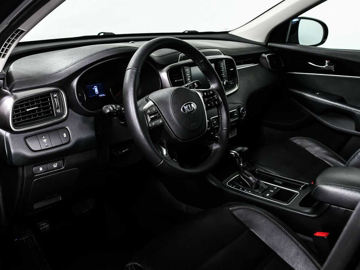 Kia Sorento, 2018 Фото №12
