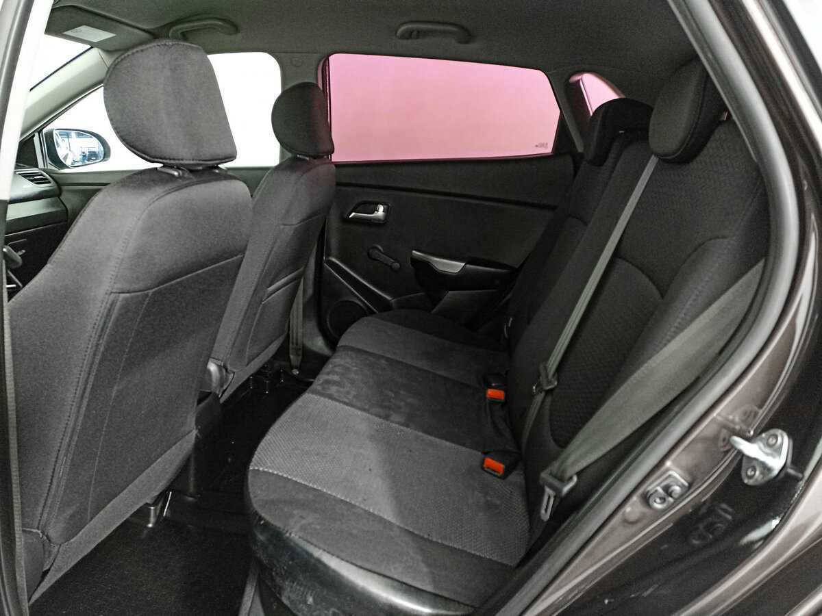 Kia Rio, 2017 Фото №12