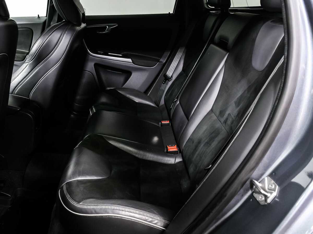 Volvo XC60, 2017 Фото №13