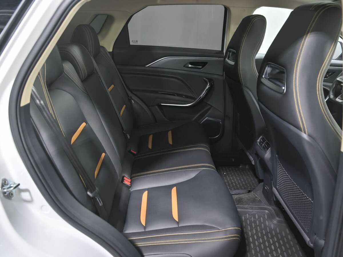 FAW Bestune T77, 2023 Фото №20