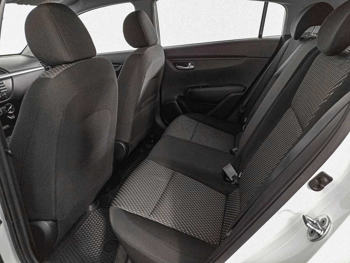 Kia Rio X-Line, 2018 Фото №10