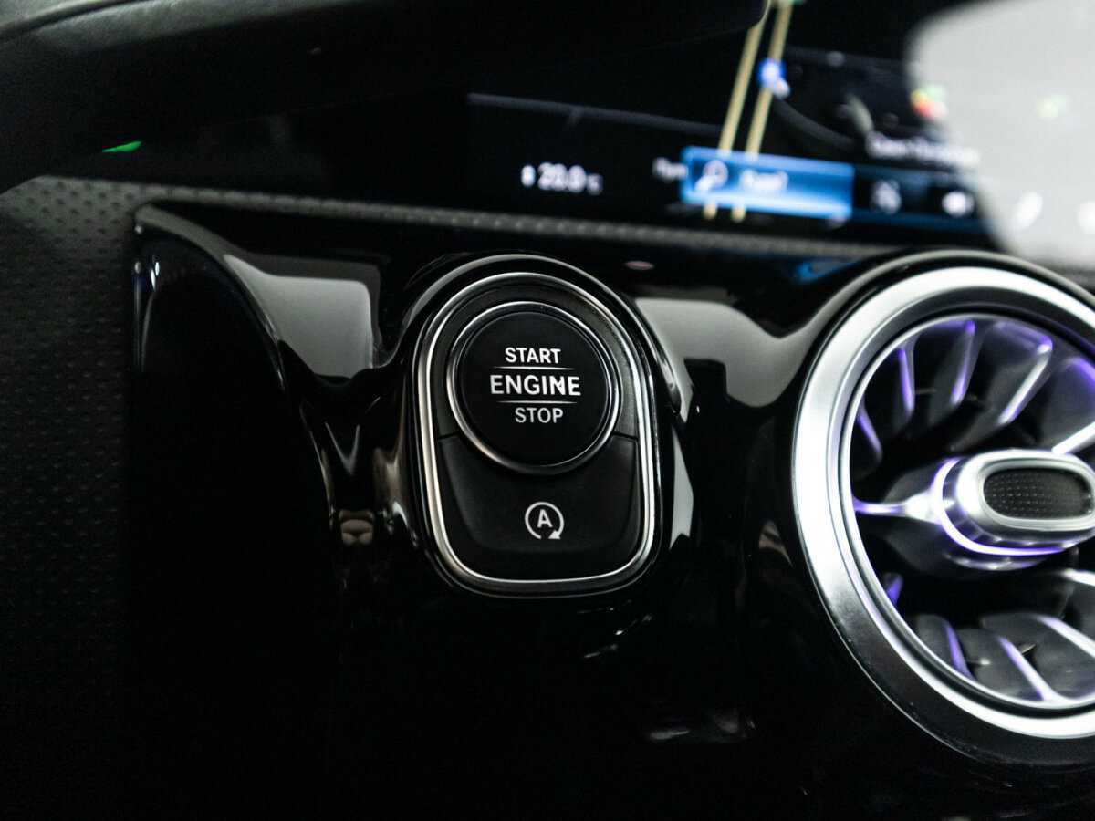 Mercedes-Benz CLA 200, 2019 Фото №17