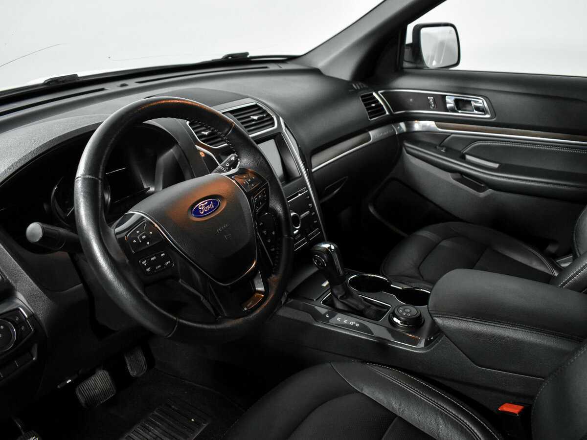 Ford Explorer, 2018 Фото №9