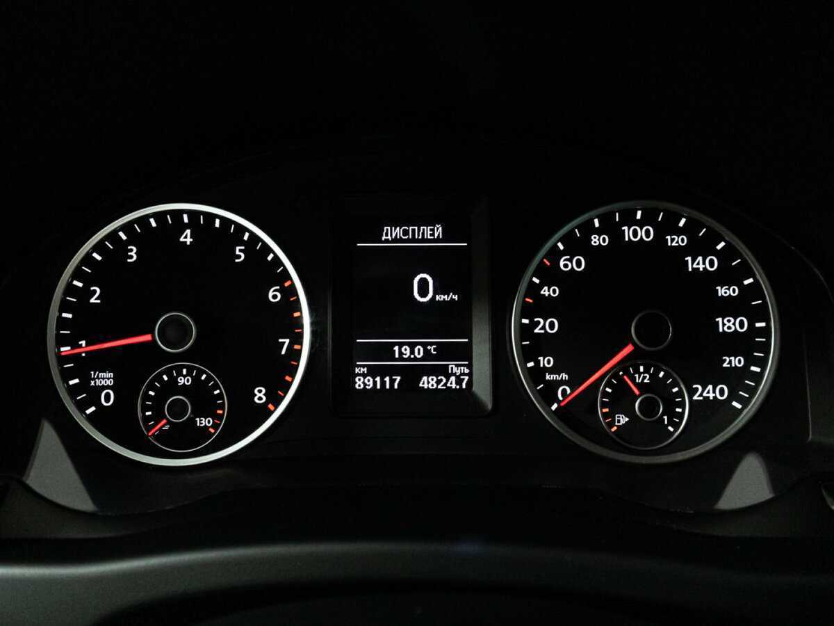 Volkswagen Tiguan, 2015 Фото №12