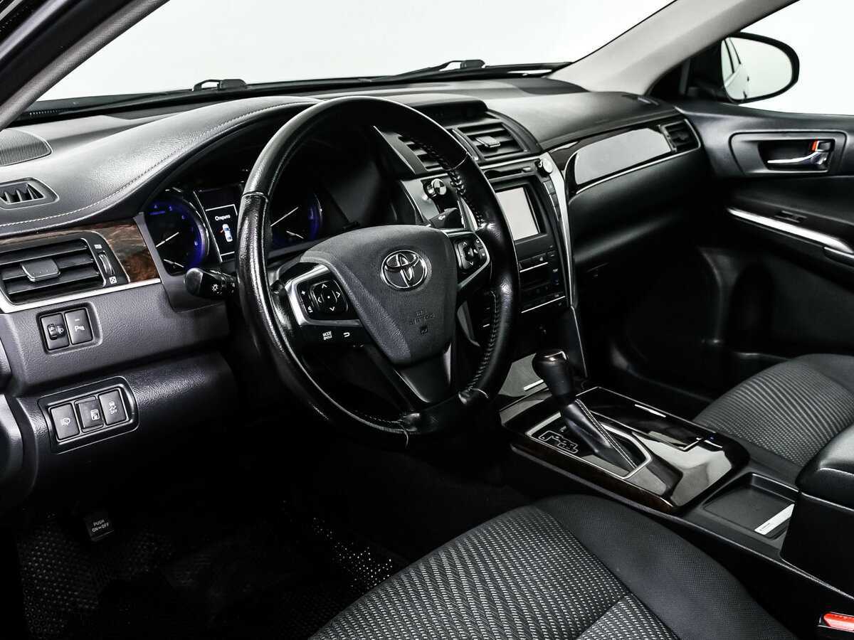 Toyota Camry, 2018 Фото №12
