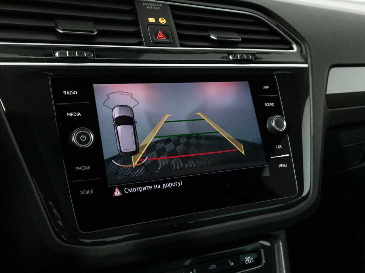 Volkswagen Tiguan, 2018 Фото №17