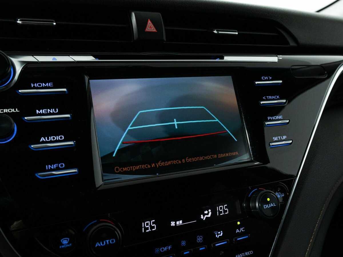 Toyota Camry, 2019 Фото №17
