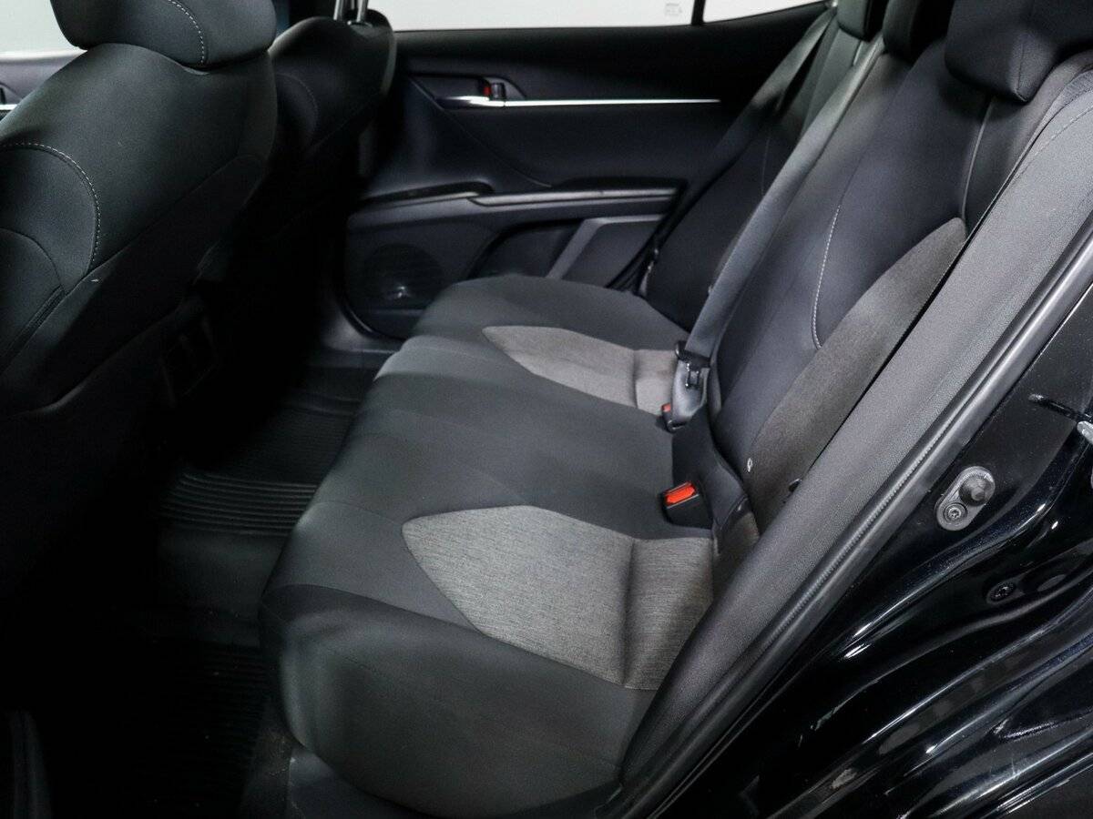 Toyota Camry, 2021 Фото №10