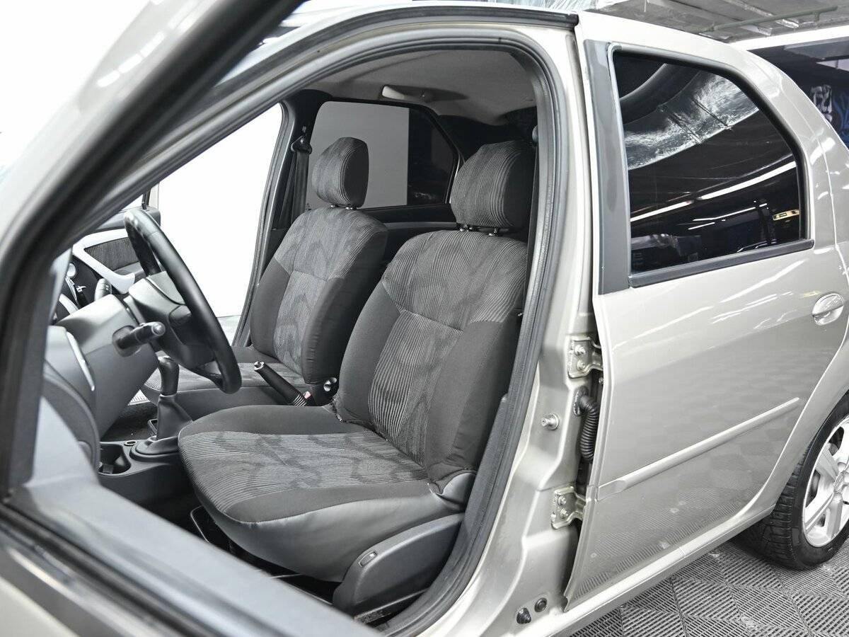 Renault Logan, 2013 Фото №6