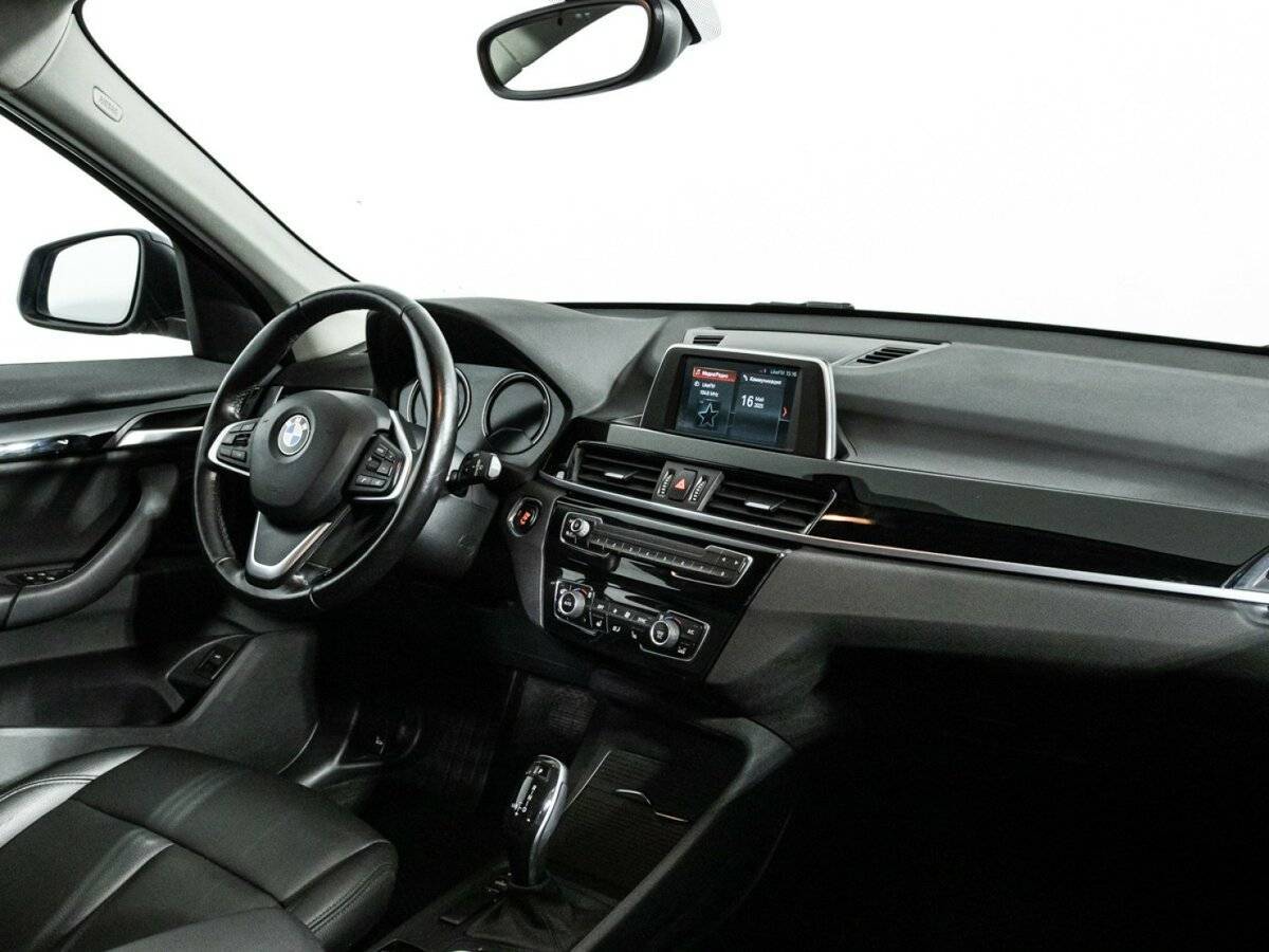 BMW X1 18i sDrive, 2018 Фото №9