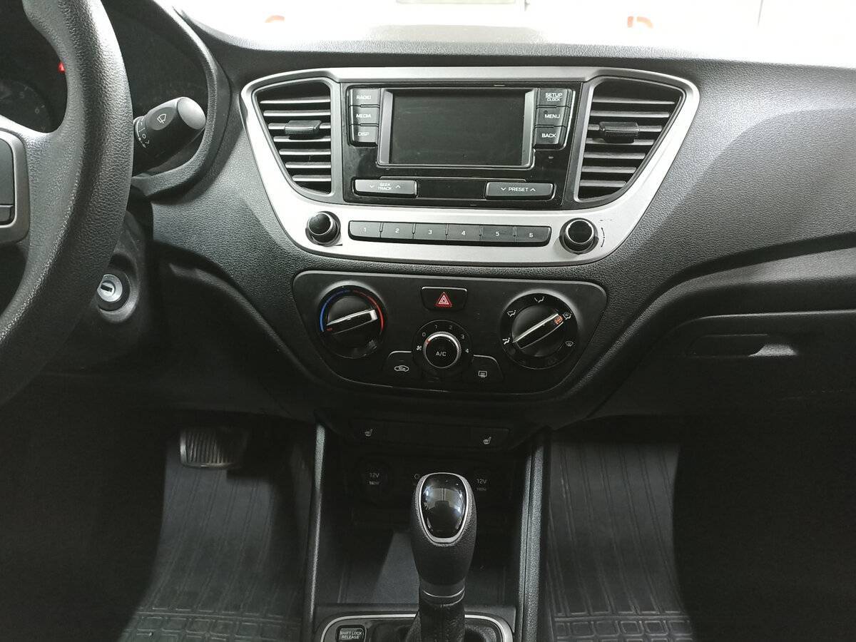 Hyundai Solaris, 2017 Фото №15