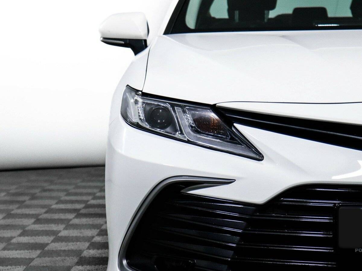 Toyota Camry, 2021 Фото №15