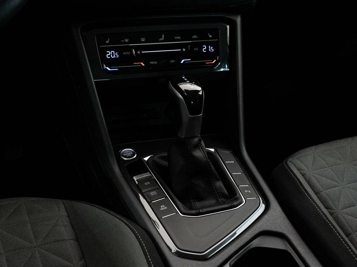Volkswagen Tiguan, 2021 Фото №11