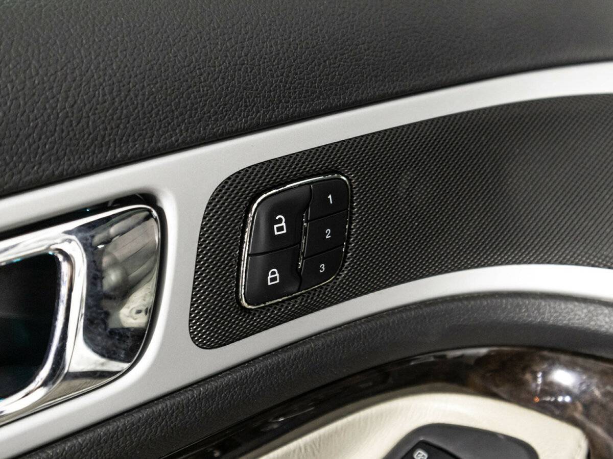 Ford Explorer, 2012 Фото №16