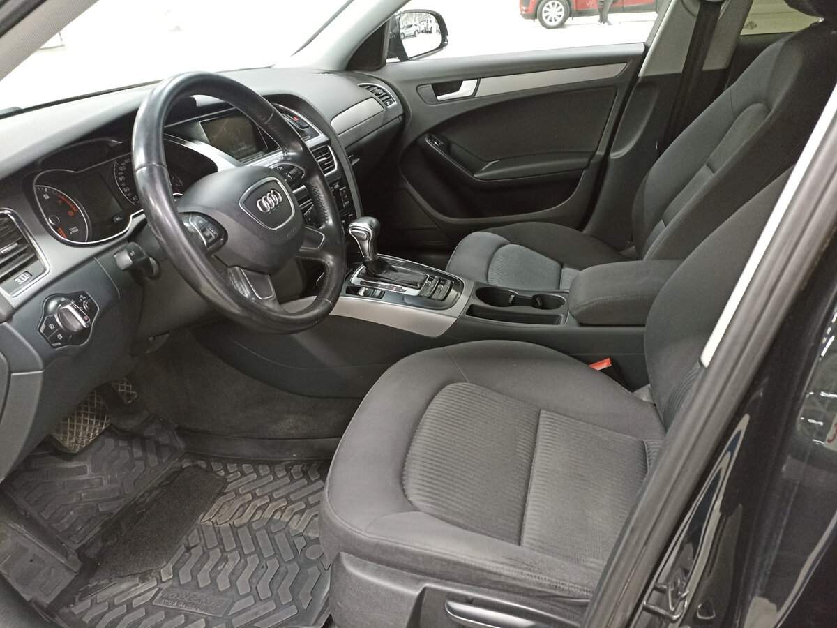 Audi A4, 2013 Фото №16