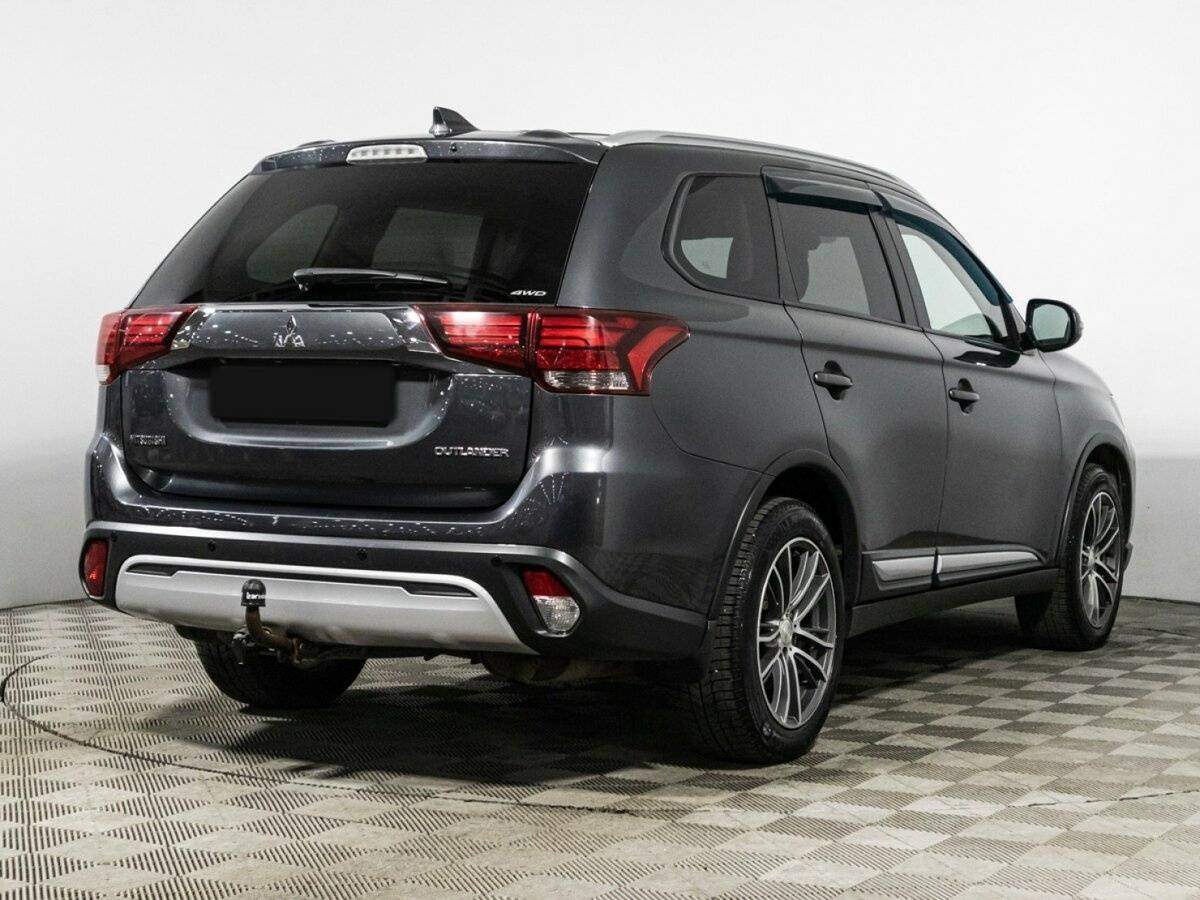 Mitsubishi Outlander, 2019 - 72 367 км. | Фото №5