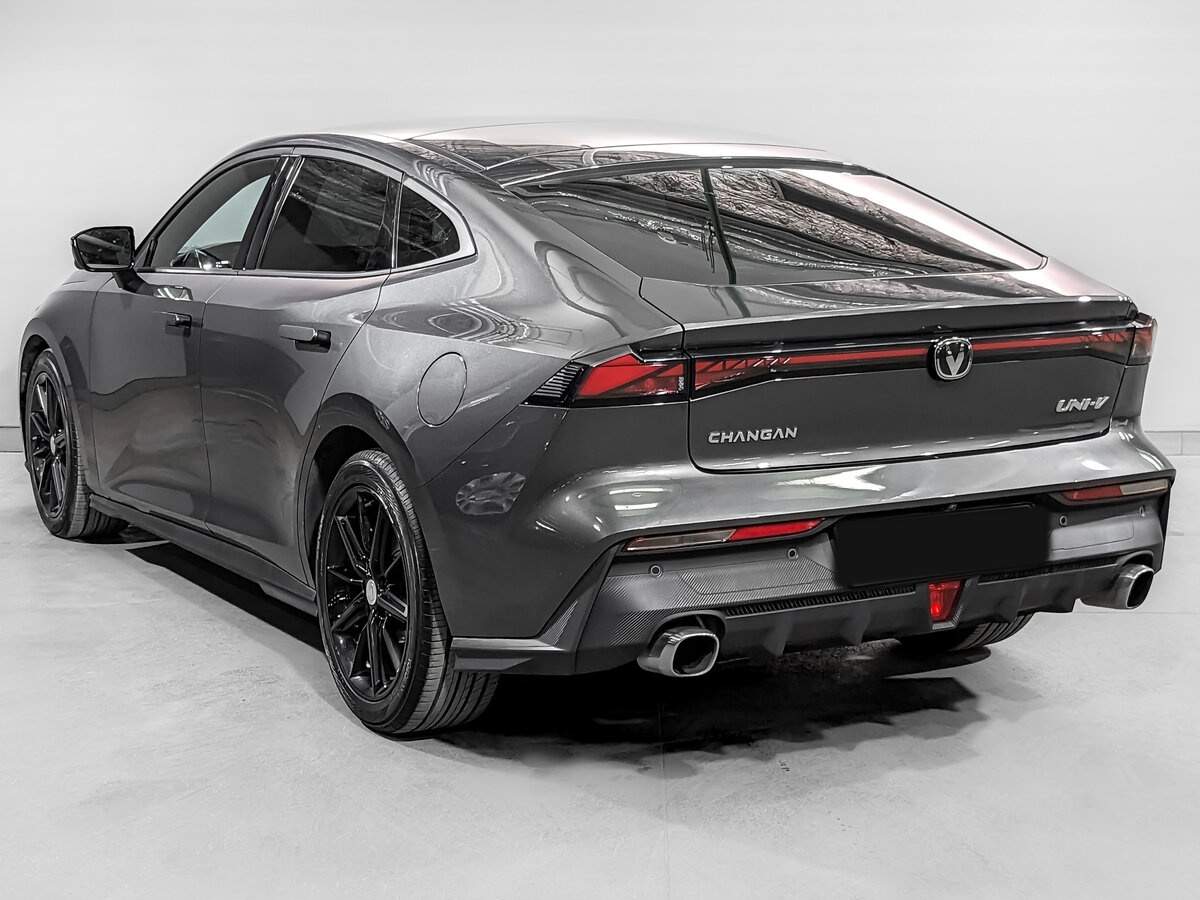 Changan UNI-V, 2023 Фото №7