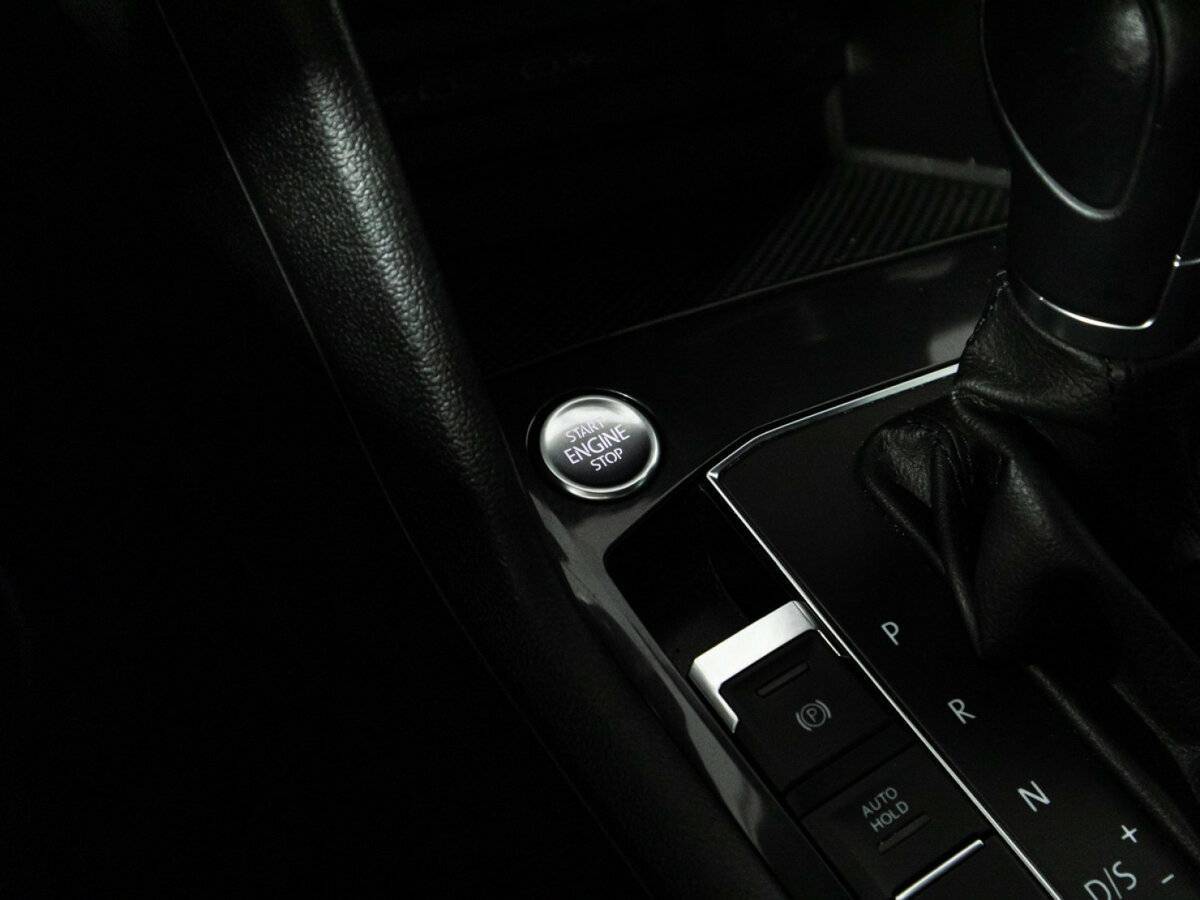 Volkswagen Tiguan, 2018 Фото №25