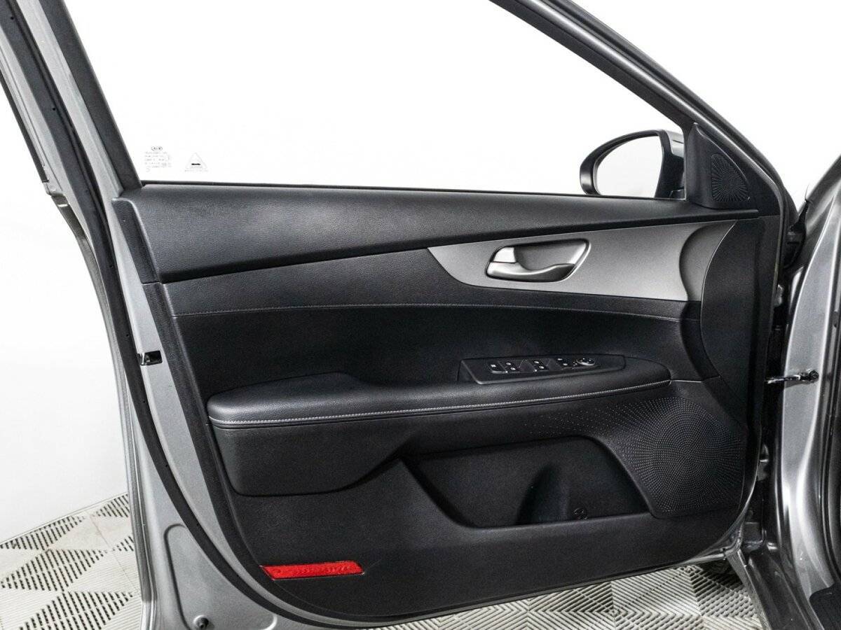 Kia K3, 2020 Фото №24