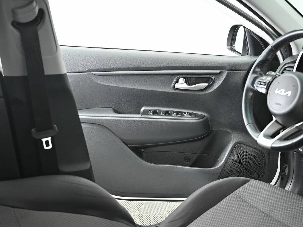 Kia Rio, 2022 - 124 000 км. | Фото №6