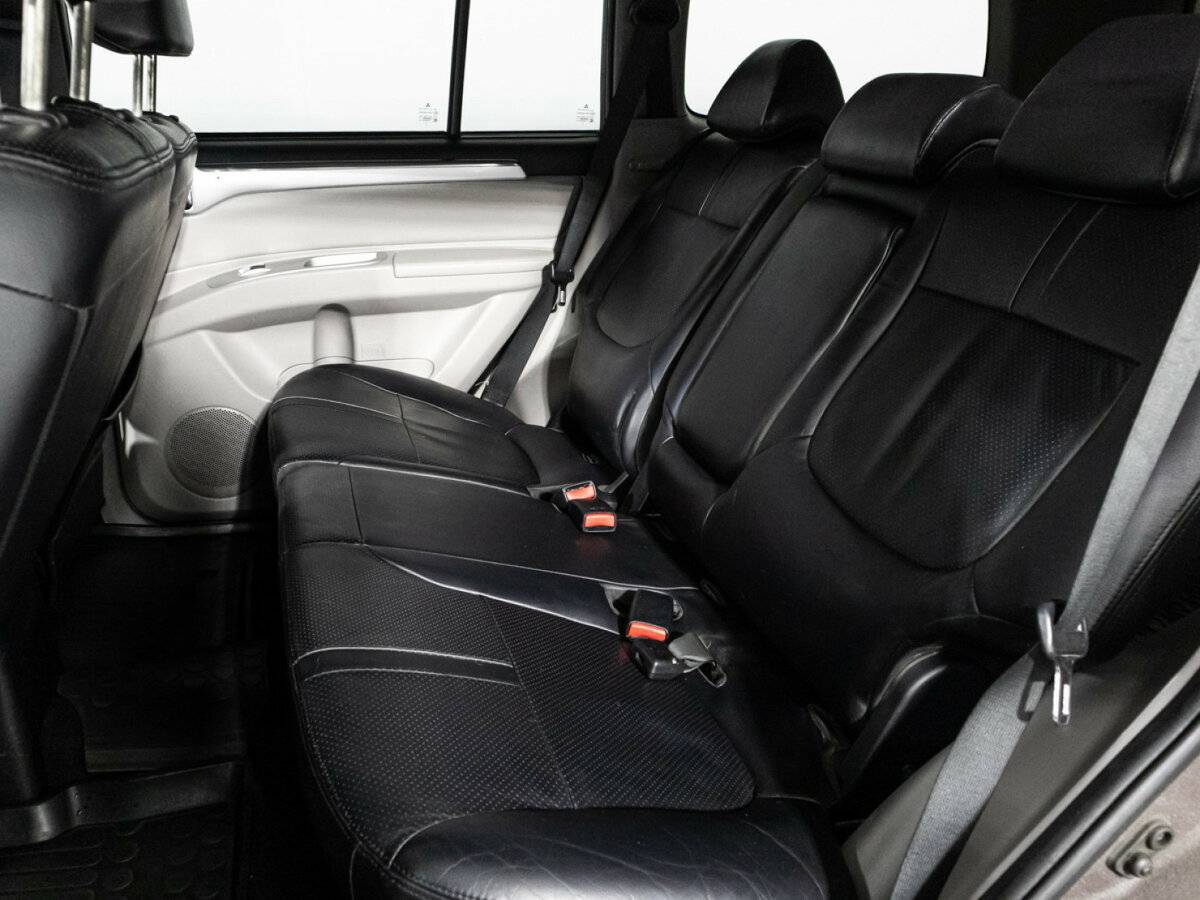 Mitsubishi Pajero Sport, 2012 Фото №10