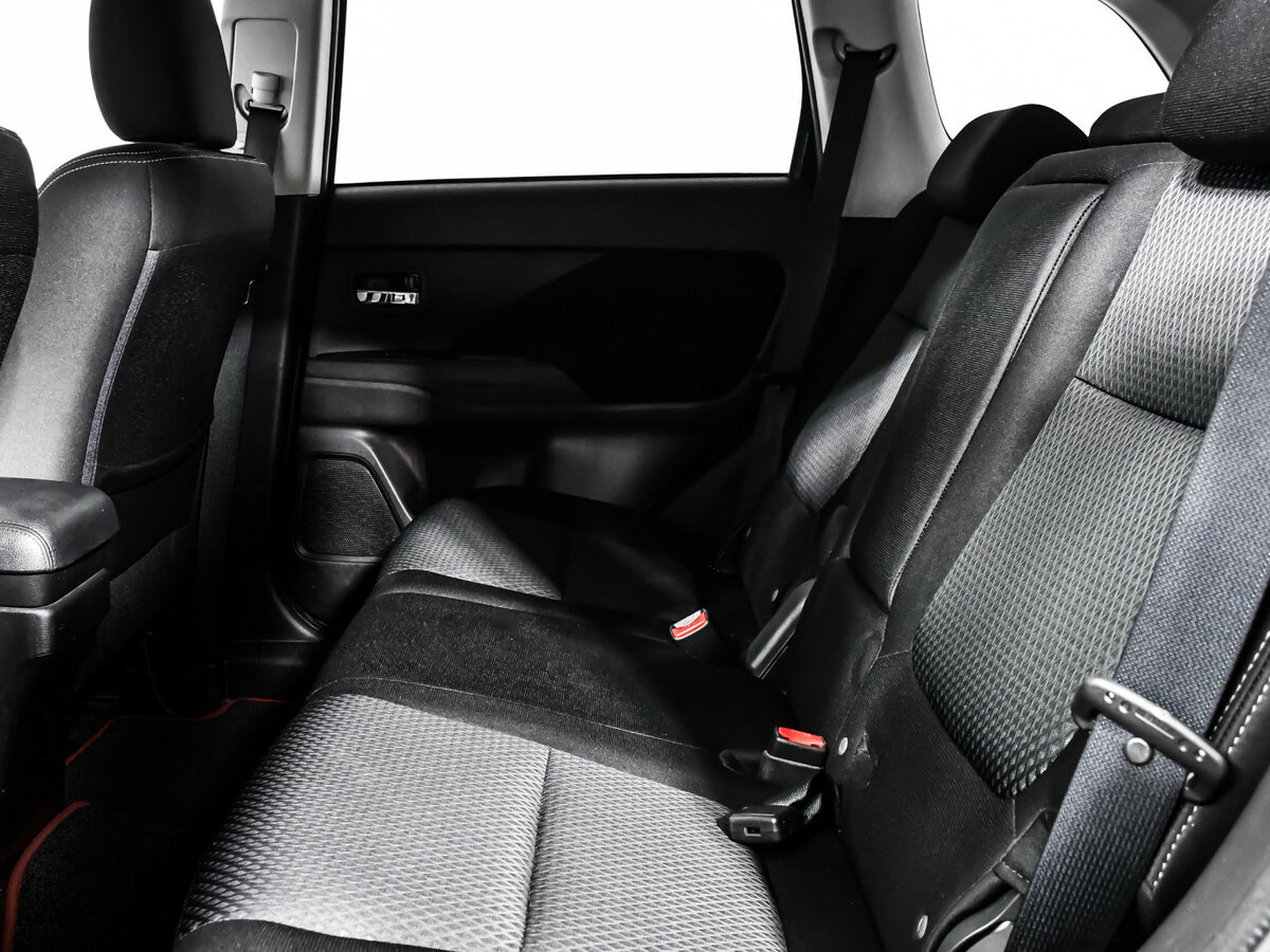 Mitsubishi Outlander III Рестайлинг 2, 2018 Фото №10