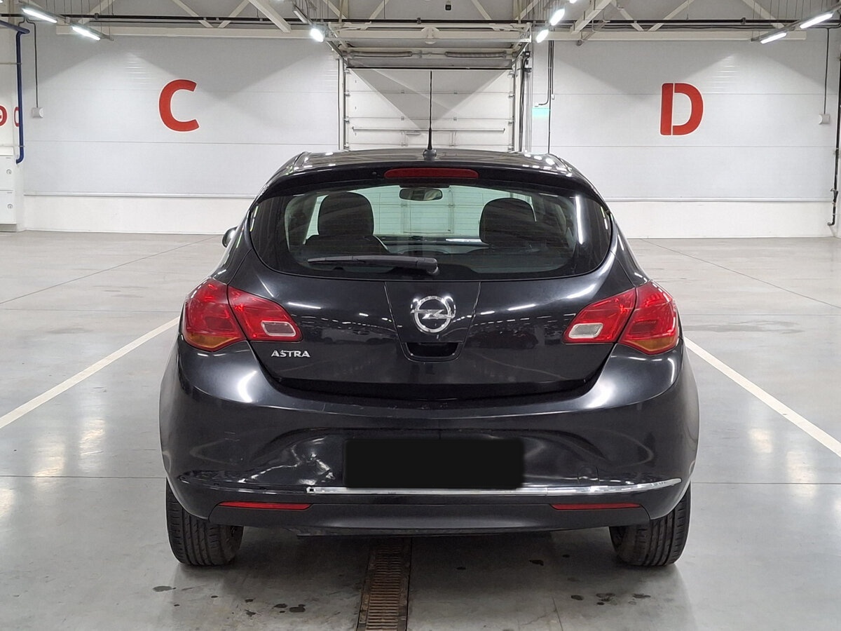Opel Astra J Рестайлинг, 2013 Фото №6