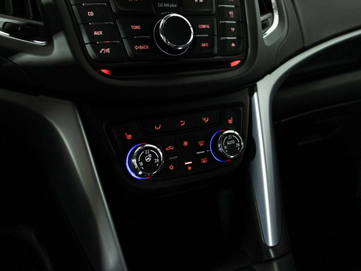 Opel Zafira C, 2013 Фото №15