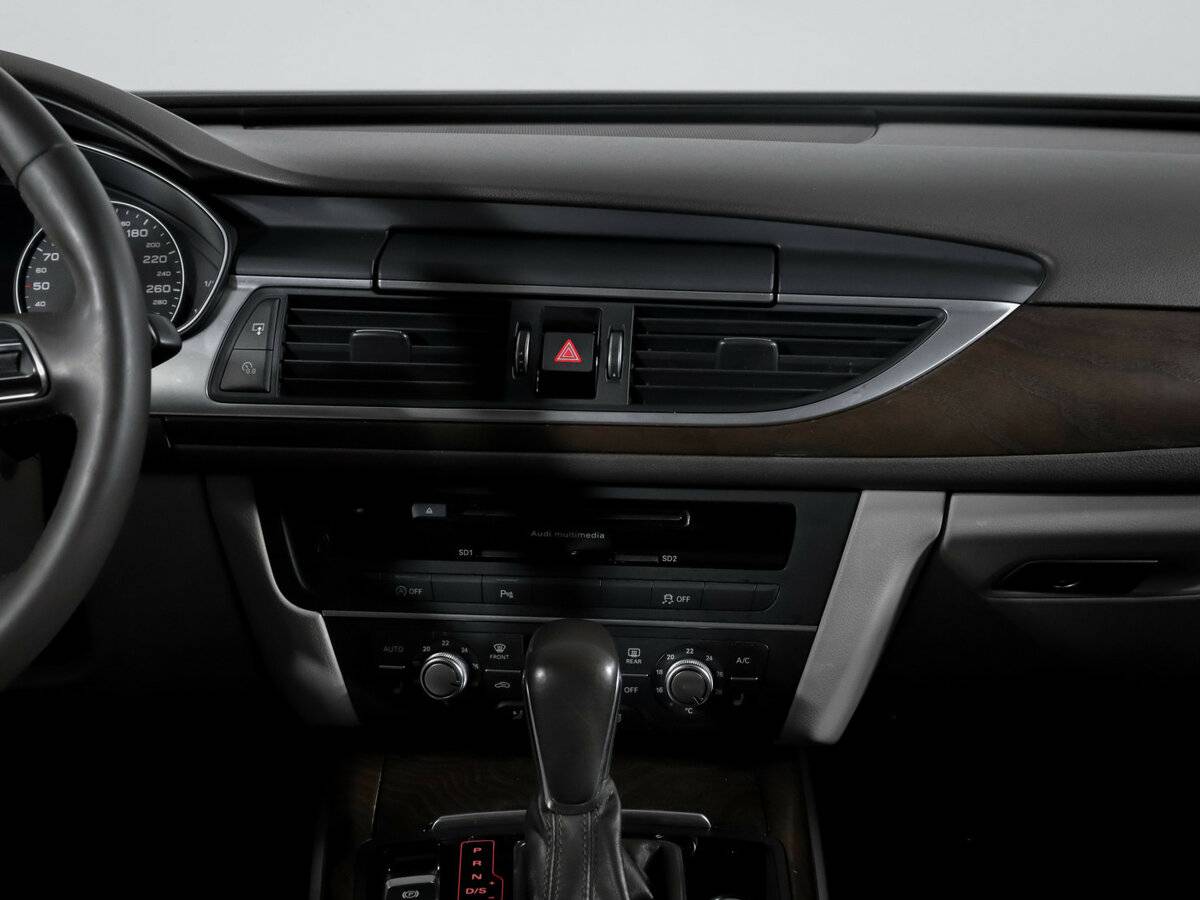 Audi A6 IV (C7) Рестайлинг, 2015 Фото №13