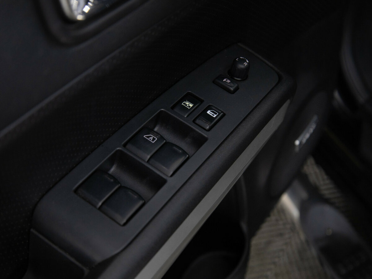 Nissan X-Trail II Рестайлинг, 2012 Фото №16